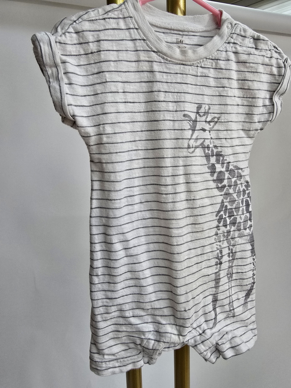 GAP White & Gray Striped Giraffe Short Sleeve Romper 18 24mon Zoo Animals